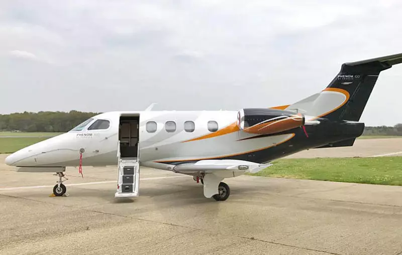 Самолёт Embraer Phenom 100