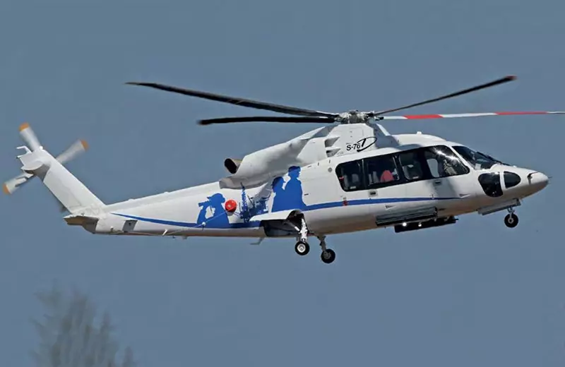 Вертолет Sikorsky S-76