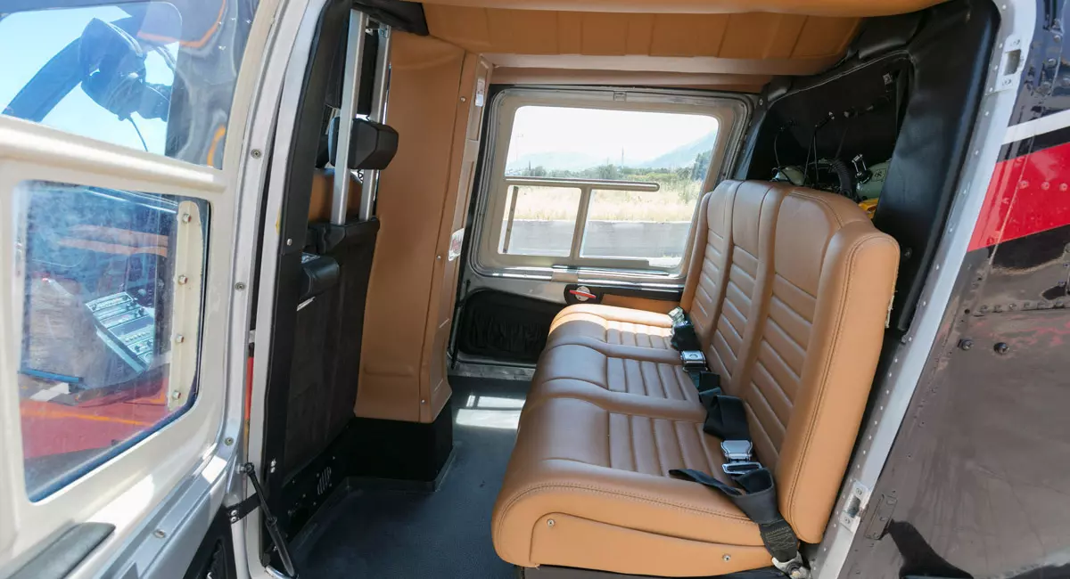 Вертолёт Bell 206B Jet Ranger
