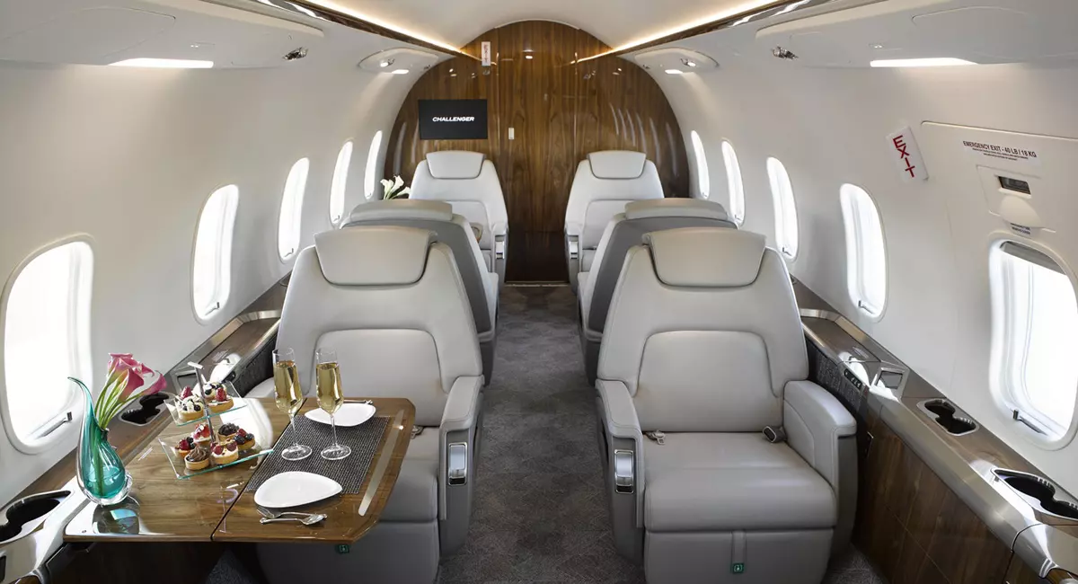 Самолёт Bombardier Challenger 350
