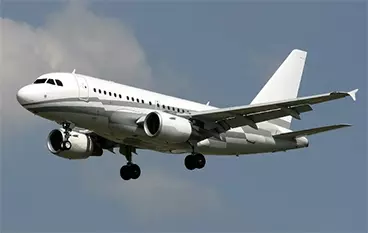 Самолёт Airbus 318 ELITE
